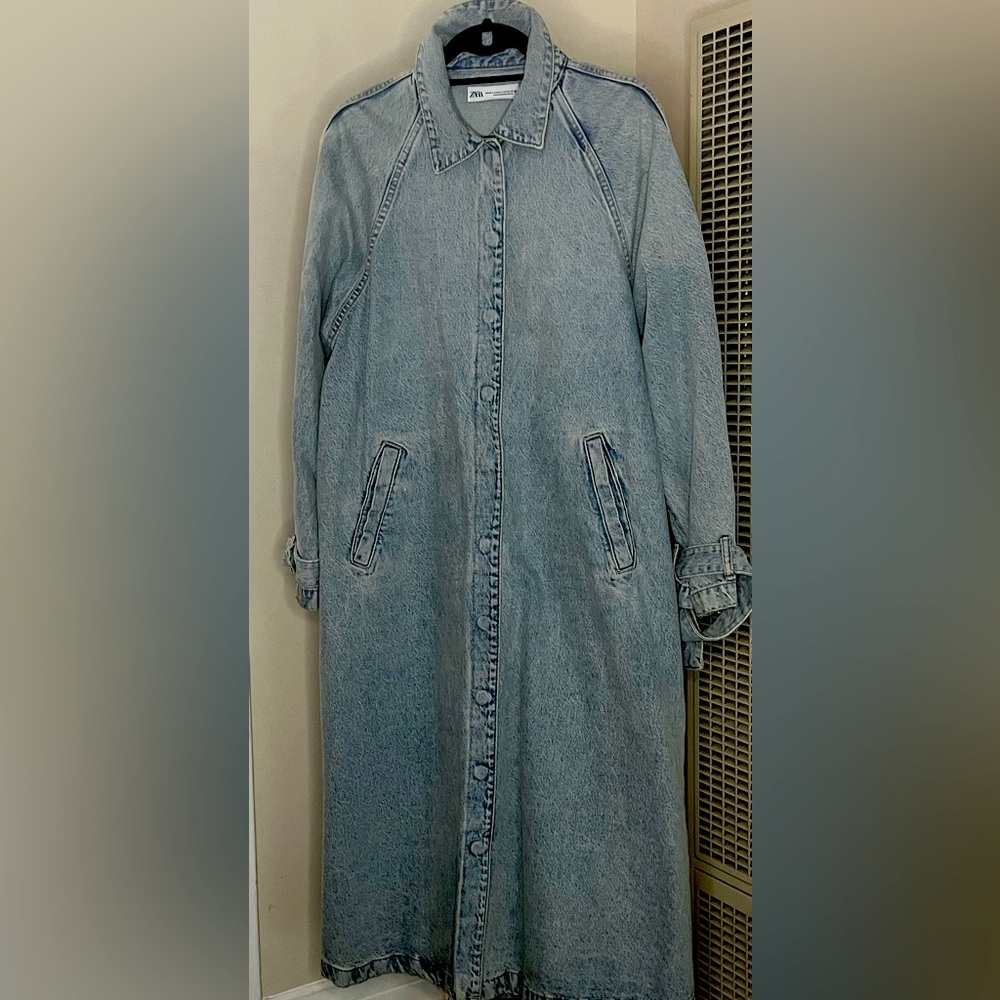 ZARA Supercool Light Denim Swing Trench ~ Size M ~ Heavy Weight